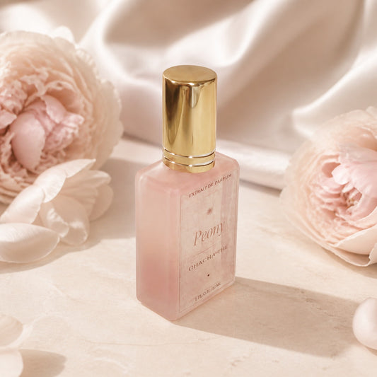 Peony Extrait de Parfum 15 mL Floral Perfume Spray Rose Red Berry Scent