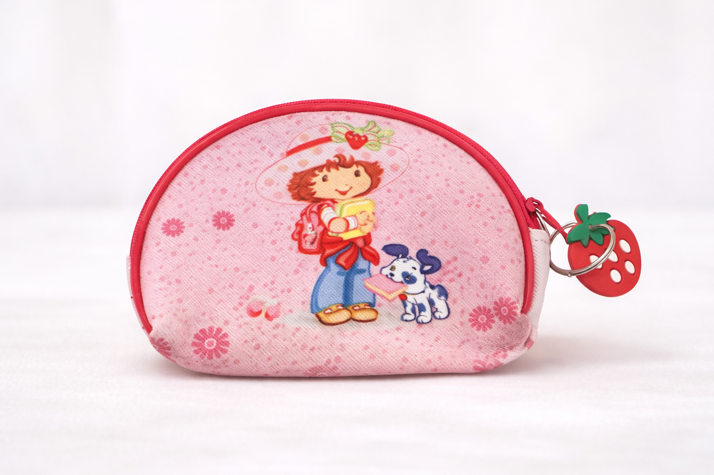π Strawberry Shortcake Coin Purse β Cute, Tiny, and Way More Useful Than It Looks