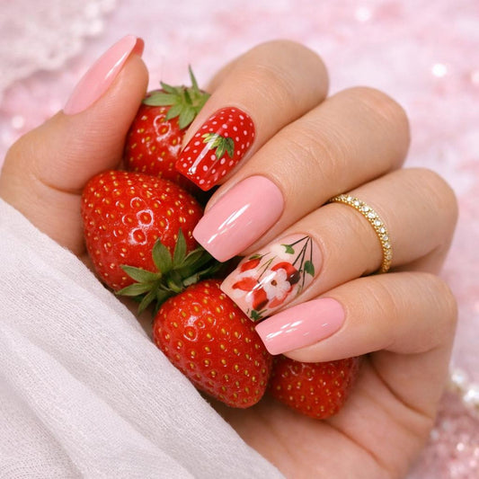 Size XL Strawberry Milkcore Press Glue On Nails 14 Pieces