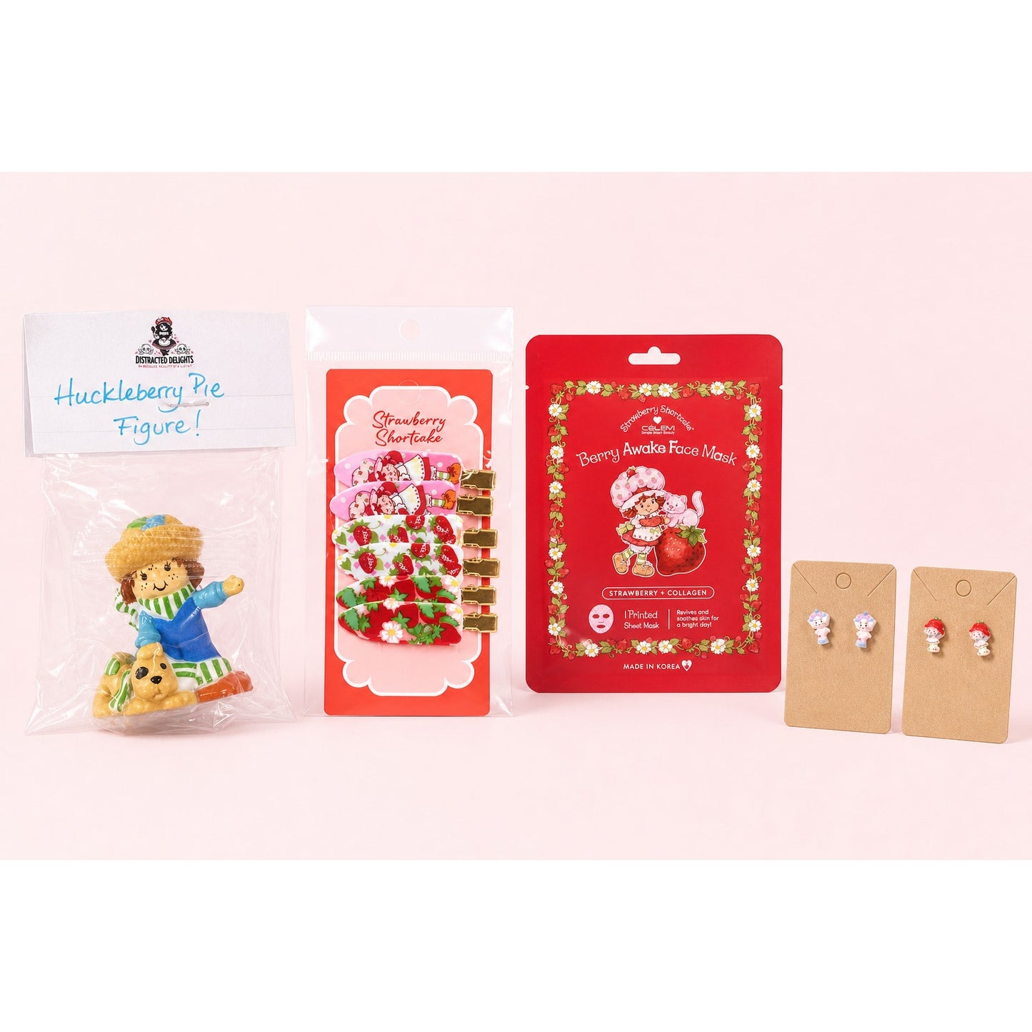 17 Piece Nostalgic Strawberry Character & Beauty Bundle