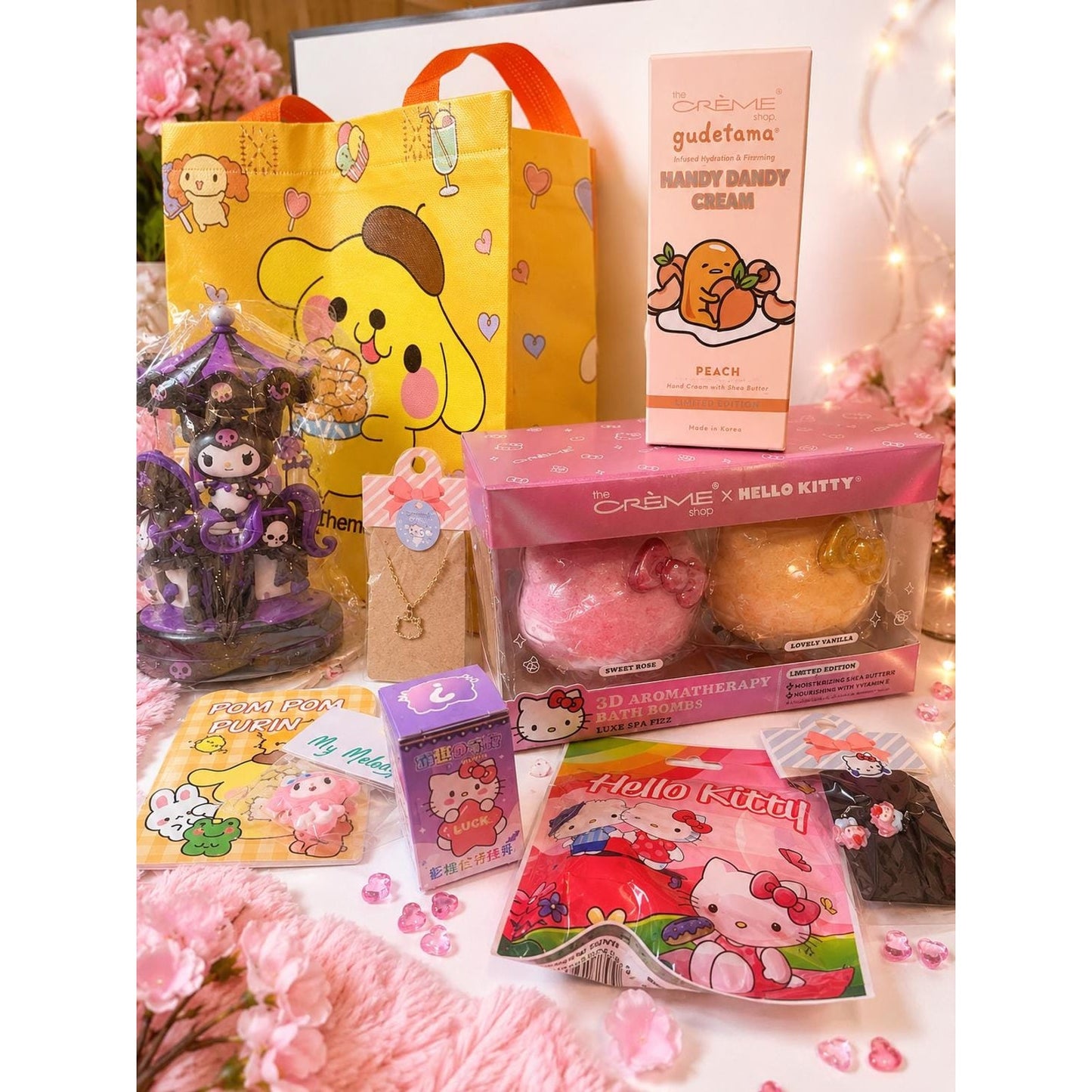 XL 10 Piece Sanrio Character Gift Bundle – Hello Kitty, My Melody, Kuromi, Pompompurin Gudetama