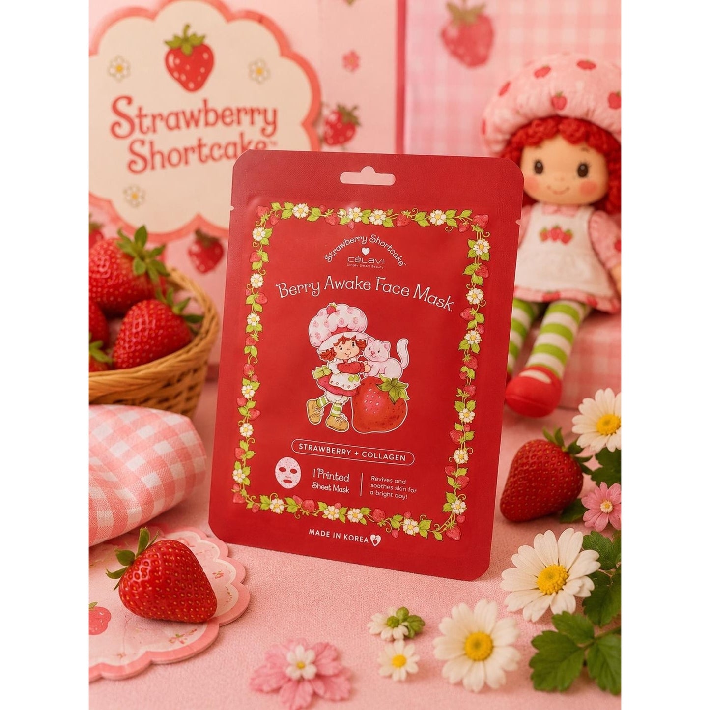 Strawberry Shortcake 9 Pc Gift Bundle Kawaii Beauty Collectibles Tote