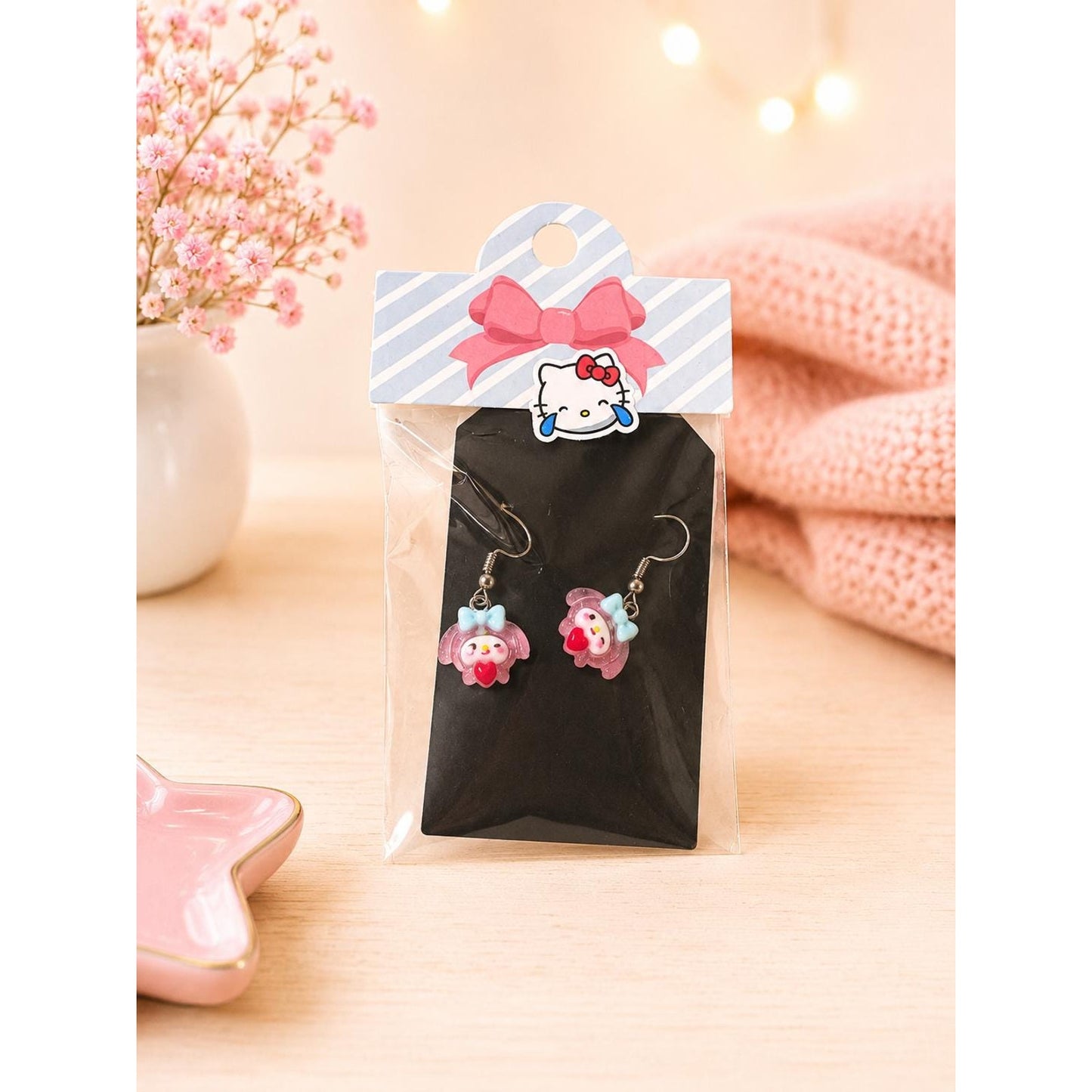 XL 10 Piece Sanrio Character Gift Bundle – Hello Kitty, My Melody, Kuromi, Pompompurin Gudetama