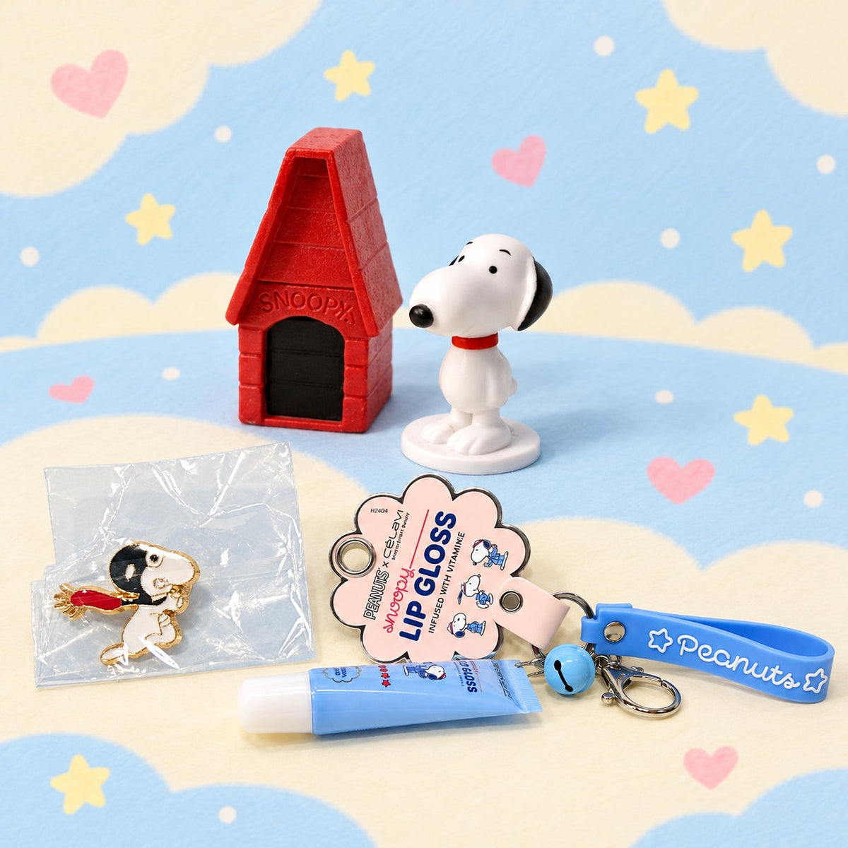 Snoopy Gift Bundle, 14 Piece Peanuts Set, Hair Brush, Scrunchie, Keychains, Lip Gloss, Face Masks & Accessories