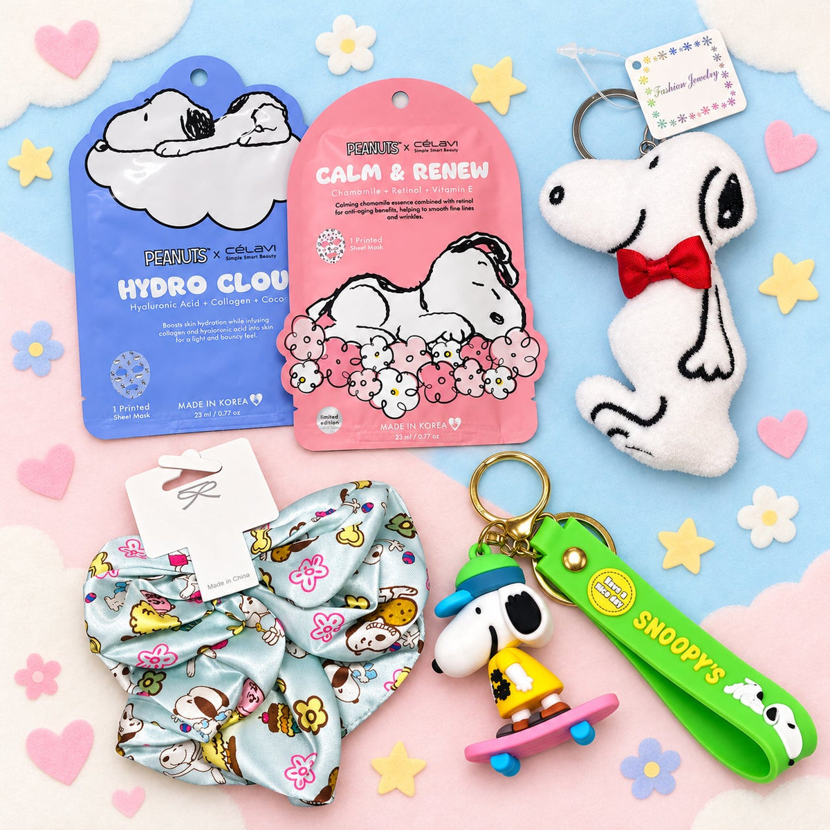 Snoopy Gift Bundle, 14 Piece Peanuts Set, Hair Brush, Scrunchie, Keychains, Lip Gloss, Face Masks & Accessories