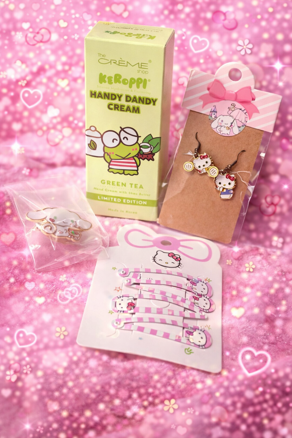 Hello Kitty & Sanrio Character Bundle – 17 Piece Kawaii Gift Set (Cinnamoroll, Kuromi, Keroppi & More)