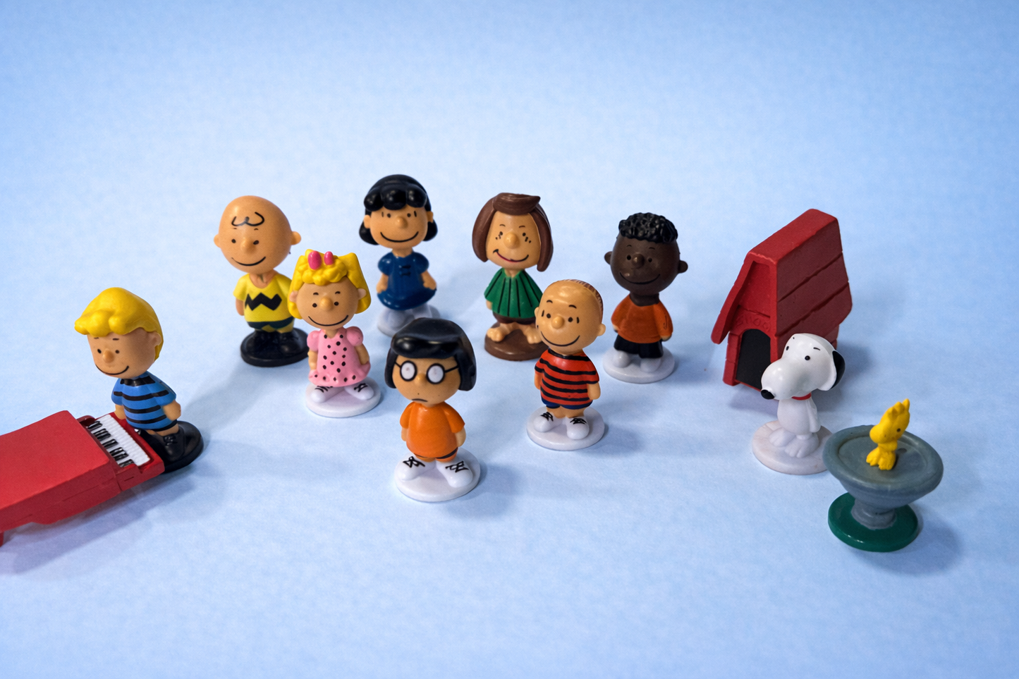 Peanuts Character Figurines – Small Plastic Icons With Opinions