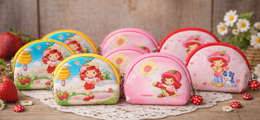 🍓 Strawberry Shortcake Coin Purse – Cute, Tiny, and Way More Useful Than It Looks