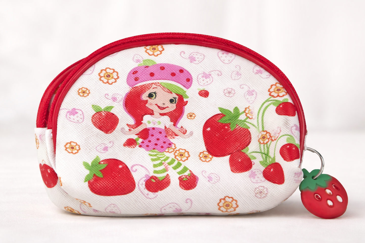 🍓 Strawberry Shortcake Coin Purse – Cute, Tiny, and Way More Useful Than It Looks